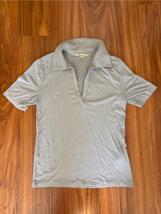 Madewell Tops - Madewell Heather Gray Ribbed V-Neck Knit Top